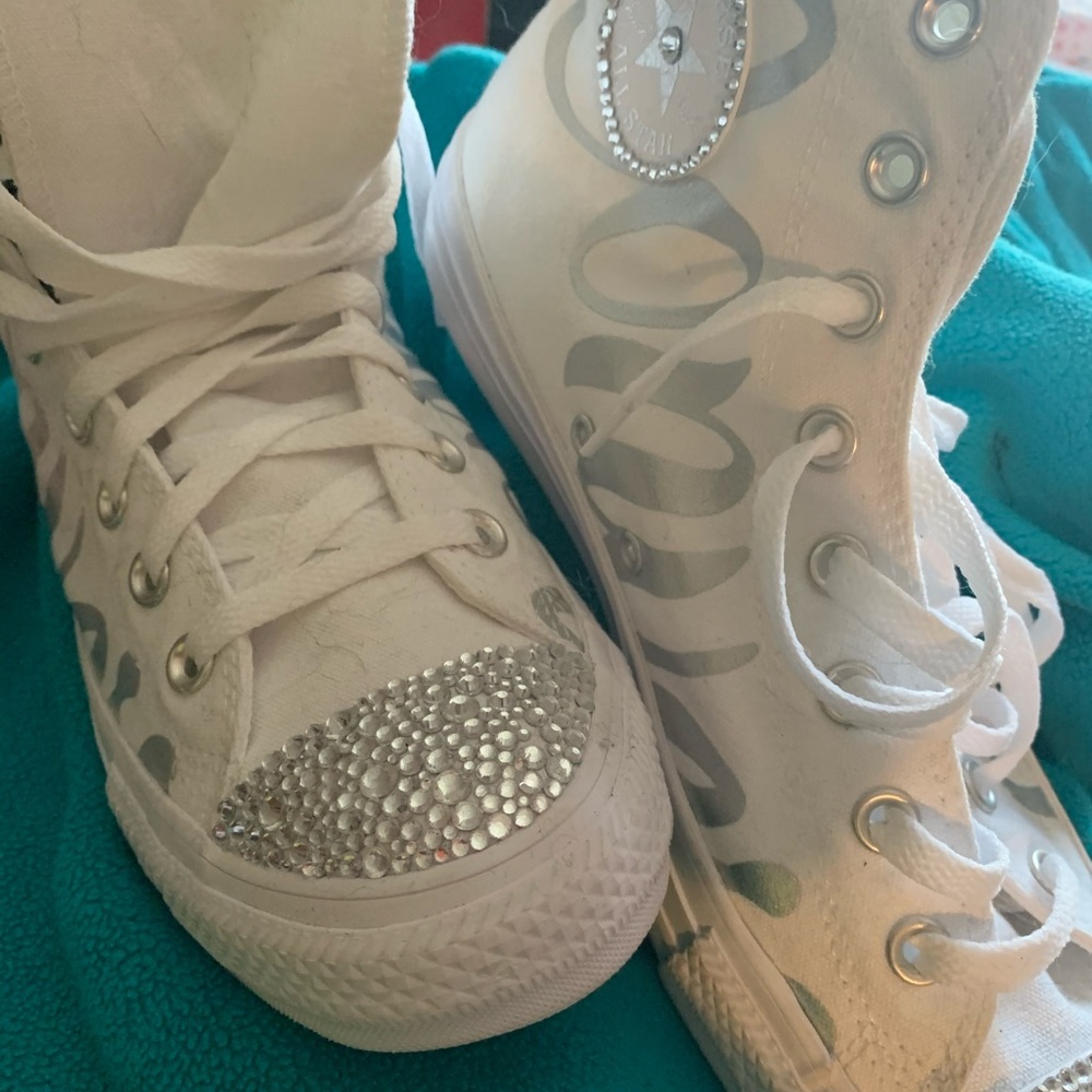 Custom Converses - Picture 2 of 8